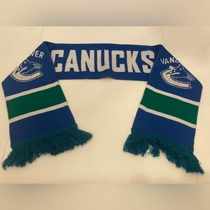 Vancouver Canucks Winter Thick Scarf Made In Canada Blue Green VERY GOOD